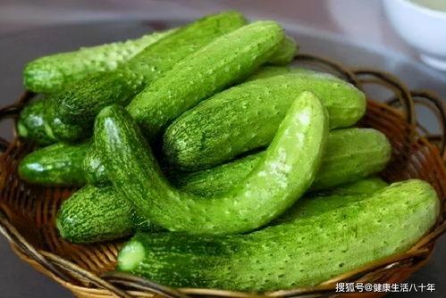 娱乐吃瓜酱摆烂,揭秘娱乐圈摆烂现象背后的真相